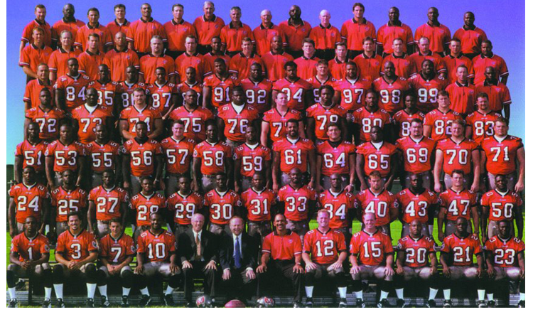 1999 Season 24 Tampa Buccaneers Team Picture