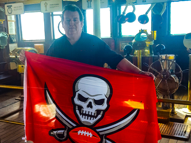 BuccaneersFan.com Long Beach California. It was a long drive let's all cruise back to Raymond James Stadium.