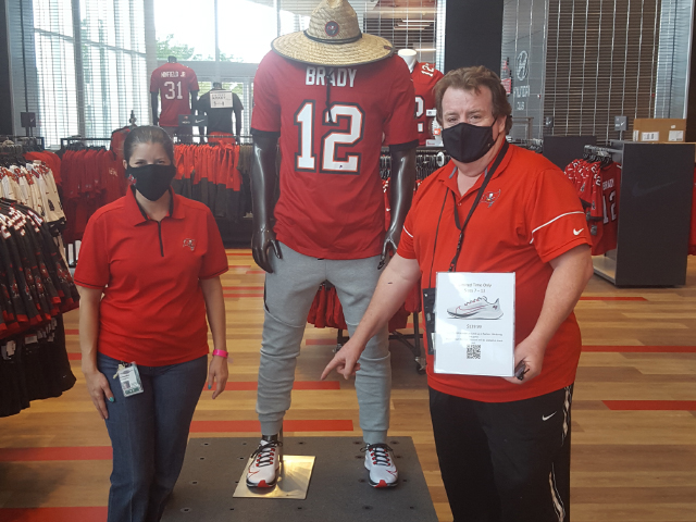 BuccaneersFan.com Rader shopping at the stadium Fanatics shop discovering his next shoes
